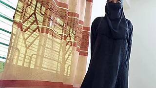 Indian college coed daddy's first bedroom fuck on homemade video