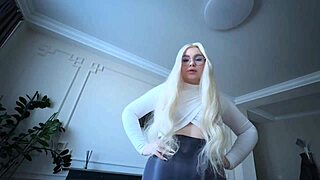 a young stepmom in leggings offers pussy deal over daughter