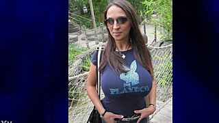 Downblouse BBW Fat Milf HUGE TITS Exposed!