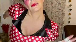 milf slut wrecks her pussy with xxl dildo in solo webcam frenzy