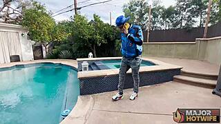 curvy redhead milf peaches rome major bedroom sensual cum