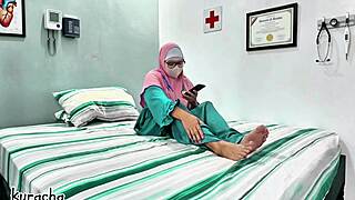 doctor on breaktime duty calls secret boyfriend for hot fingering roleplay