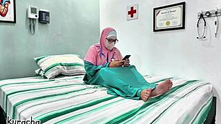 doctor on breaktime duty calls secret boyfriend for hot fingering roleplay