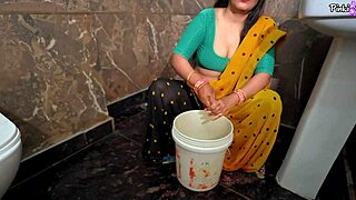 mami bhanja bathroom affair... she craves that huge desi cock hard pounding