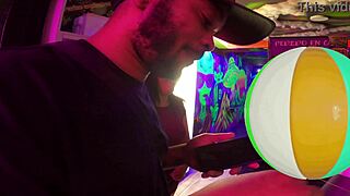 She claps ass cheeks on uber ride