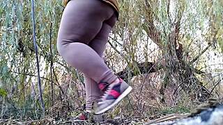 bbw milf pees in tight leggings. fat ass legs nature solo dirty