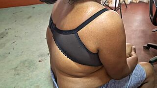 Huge boobs bbw latina milf shy on cam shaking naturals solo