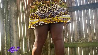 Skinny Slut Pornstar Voyeurs Barefoot Beach House Tease