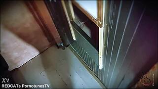 Reverse gloryhole: wanna cum inside my wet milf pussy free?