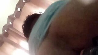 oakfoxxy shakes mature ass riding anal toys to orgasm