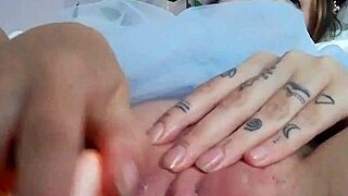 hey cute milf masturbates solo with vibrator right to orgasm!