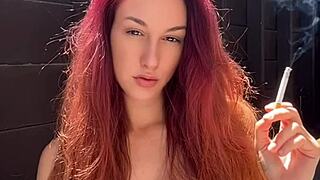 italian big tits milf artemisia love smokes sexy outdoor