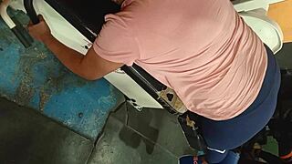 Gym Big Ass Brunette Milf Invited Post-Leg Workout for Rough Creampie Ride