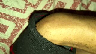 close up on mature amateur's tasty tight ass action