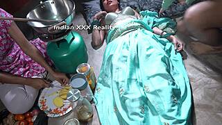 desi stepmom dirty talk in kitchen?? indian xxx pussy pounding hindi 🔥🍆