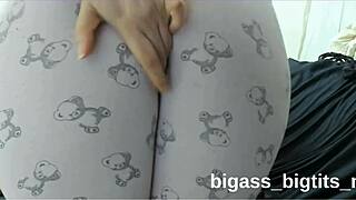 Fat Amateur Camel Toe Masturbation in Pajamas