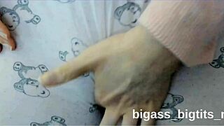 Rubbing Cameltoe Pussy Through Pajamas Gets Her Wet