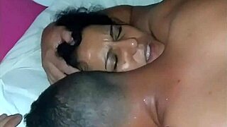 esposa latina no motel com dois amigos do corno cuckold 3some missionary humiliation 😈🔥