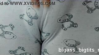 fat milf's cameltoe pussy peeks thru pajamas as she fingers wildly??