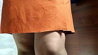 Curvy Mature Woman - Video From A Shopping Mall Fitting Room