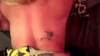 Pretty hooker uses her friends house to make money sucking cock