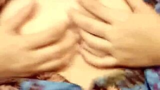 food delivery girl got her creamy pussy fucked because she was given a tip