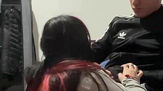 Pendeja argentina chupándola toda