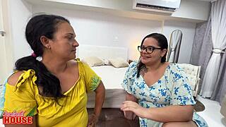 Madura Casada Fazendo Anal Numa Suruba Com A Amiga Gordinha E Dois Machos!