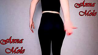 watch my juicy ass shake in leggings with every smack sound