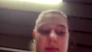 curvy blonde teen trains her big ass outdoors in leggings
