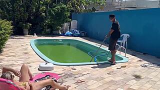 Piscineiro Fudeu A Loira Gostosa Esposa Do Patrao