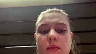 curvy blonde teen trains her big ass outdoors in leggings