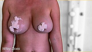 Wifey Loves To Clean Her Perfect Body With Shaving Cream