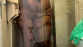 Want to watch me flashing nude after the beach?