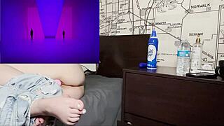 Vacuum clit sucker rose sex toy milf masturbates in ripped jeans amateur arabian snowwhite