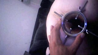 Lady soniac gets speculum microcamera treatment