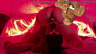 Hot Milf With Big Sexy Ass Twerks And Strips