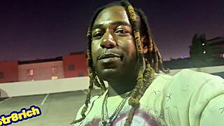 Ebony Freak Likes Bbc Outside