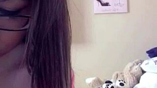 インドのカップルがワイルドに蒸し暑く