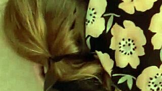 UK нимфоманка MILF кучка доминира Tinder среща в латекс