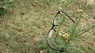 Hej, zoufalá manželka potřebuje víc v epizodě 02!