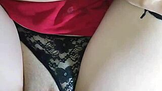 Nowe majteczki męża z spermą są takie intrygujące