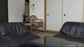 加納杏が風呂の時間を蒸し暑い興奮に変える