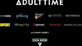 嘿，猜猜？熟女Penny Barber和20岁大鸡巴邻居秘密偷情很火辣！