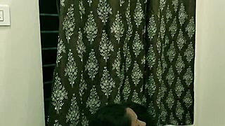 גבר, מילף הודית חמה קמואלי בהאבי מקבלת זיין קשה!