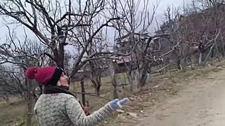 Jedna divoká noc stát na horské chatě