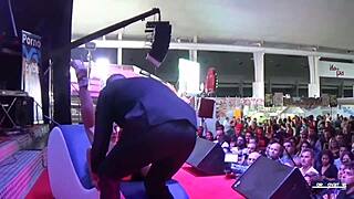 Francys Belle og Victor Bloom i offentlig sex oplevelse