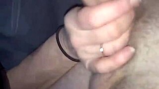 Roadhead od kamarátky stále pokračuje s tým monštrum chujom v hrdle