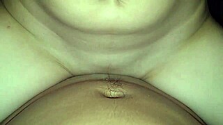 越南熟女在狂野群射中主导