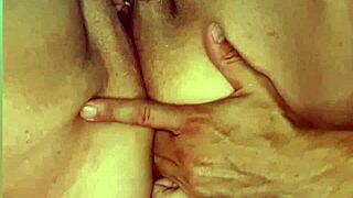 Jeg fanget min fete bestemor kone anal fingring seg selv